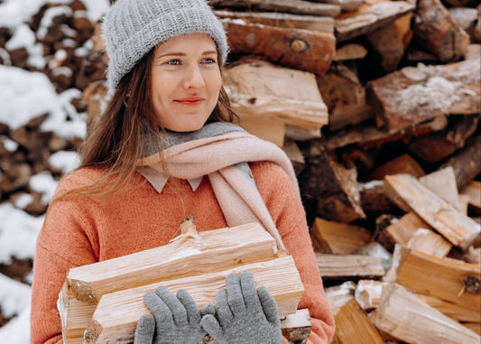 Bois franc ou bois mou : lequel choisir pour se chauffer ?