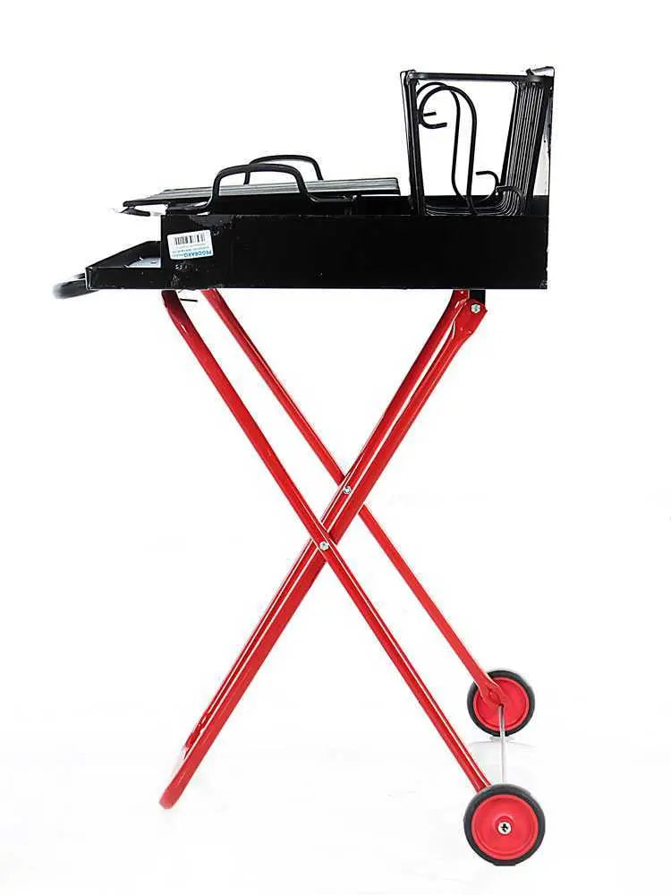 Barbecue portable à bois et charbon 214 Medium pliable avec grille inox récupérateur de jus, surface de cuisson 2176 cm², pieds pliables et roues de transport. Fabrication artisanale italienne.