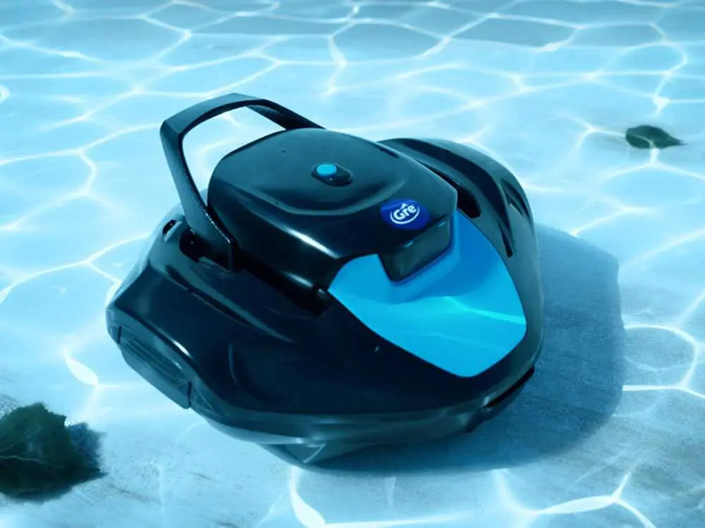 Robot de piscine à batterie GRE Moovo 90 sans fil avec autonomie 90 minutes, aspiration 5 m³/h, filtration 180 microns et nettoyage automatique du fond pour piscines jusqu’à 80 m².