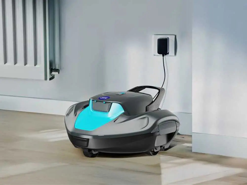 Robot de piscine à batterie GRE Moovo 90 sans fil avec autonomie 90 minutes, aspiration 5 m³/h, filtration 180 microns et nettoyage automatique du fond pour piscines jusqu’à 80 m².