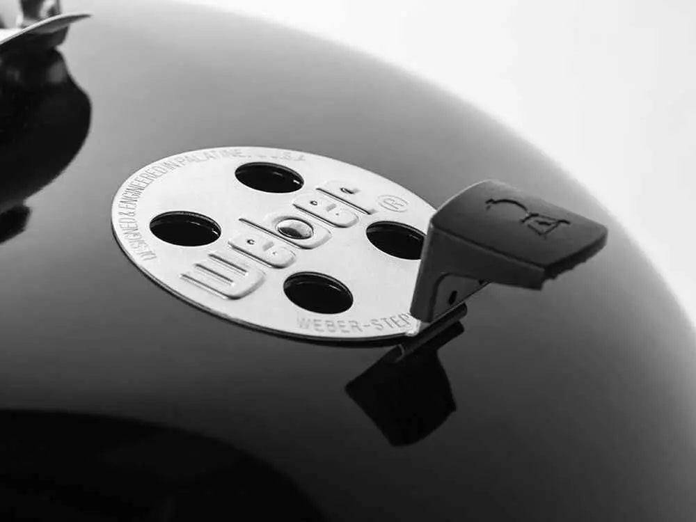 PROMO Weber Master Touch GBS E-5750 BLK - Barbecue à charbon DIDIER ELECTROMENAGER