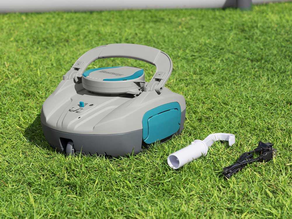Robot aspirateur rechargeable Bestway Aquatronix G100 sans fil pour piscine hors-sol avec nettoyage automatique du fond, batterie rechargeable et fonctionnement autonome simple et efficace.