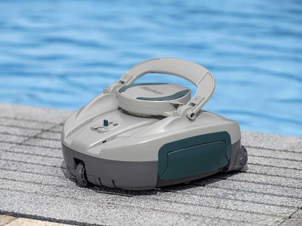 Robot de piscine à batterie Bestway Aquatronix G150 sans fil avec nettoyage automatique du fond, fonctionnement autonome, filtration intégrée et format compact pour piscines hors-sol et petites piscines enterrées.