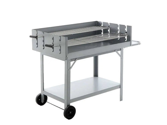 Barbecue à charbon RoyalFood CB 550S avec double grille inox réglable sur 5 hauteurs, surface de cuisson 5320 cm², tablettes de rangement et roues de transport. Idéal pour 21 à 45 personnes.