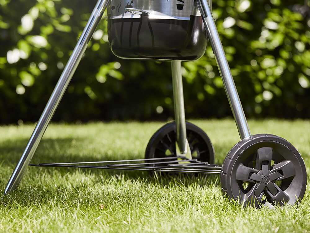 Weber Master Touch GBS C-5750 Slate Blue - Barbecue à charbon DIDIER ELECTROMENAGER