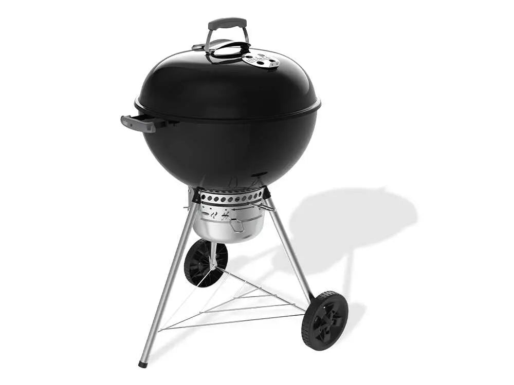 Barbecue à charbon Weber Original Kettle Premium 57 cm avec grille articulée, système One-Touch et cuisson indirecte. Barbecue premium idéal pour grillades, Low & Slow et repas jusqu’à 11 personnes.
